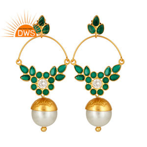 Boucles d'oreilles traditionnelles en argent sterling plaqué or 18 carats avec perles d'onyx vert CZ Bijoux pour femmes Cadeau pour elle - Product Image 1