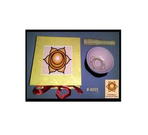 Cuenco tibetano de los siete chakras solares, hecho a mano, de diseño, en bronce coloreado, mezcla de siete metales, en empaque de regalo. - Product Image 1