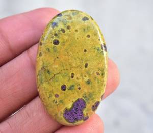Piedra serpentina pulida en caliente con Stichtite, cabujones de piedras preciosas sueltas curativas - Product Image 2