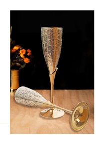 GOBLET/CALICE EN LAITON GRAVÉ avec THÈME D'ANGE ENTIÈREMENT GOLDENN FOURNITURES D'ÉGLISE POLI ET PLAQUÉ MODÈLE EN ACIER DE STYLE RELIGIEUX - Product Image 4