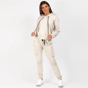Ensemble de survêtement et de détente pour femme, personnalisé, hiver, manches longues, design 2-en-1, grande taille, sweat-shirt à col montant et pantalon de jogging ample à cordon de serrage - Product Image 5