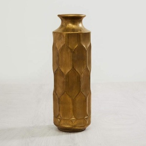 Espléndido jarrón de oro con diseño de Hera hecho a mano para el hogar, restaurantes, bodas, totalmente personalizable - Product Image 2