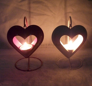Artisanat Vintage Life Inc. Porte-bougie chauffe-plat en fer en forme de cœur romantique, support de bougie en métal, vente en gros - Product Image 2