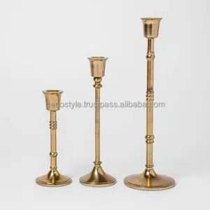 Conjunto de 3 piezas de oro cono sostenedor de vela - Product Image 1