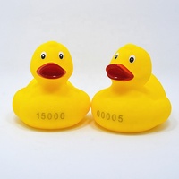 Canard en caoutchouc flottant lesté jaune en plastique en vente chaude avec numéro de série