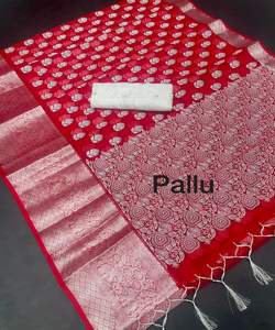 Kanchipuram Saree en soie Tenue de soirée Mariage indien Dernier créateur Banarasi Sari en coton et soie avec chemisier Vêtements pour dames Grossiste Apparelgarment - Product Image 3