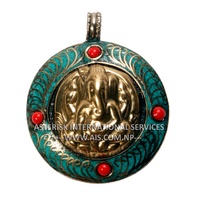 Collier rituel ethnique traditionnel en laiton serti de pierres, avec pendentif religieux de la divinité hindoue porteuse de bonheur Ganesh, cadeau pour femme
