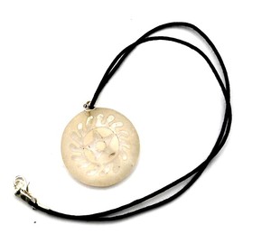 Obtenez des pendentifs symbole soleil en quartz rose de bonne qualité : Pendentifs symbole soleil en quartz rose à vendre - Product Image 1
