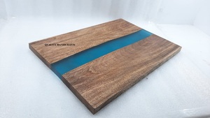Tabla de cortar de resina epoxi de bloques de corte de madera artesanal de calidad, tabla de servir para Cocina Casera directa desde la India - Product Image 3