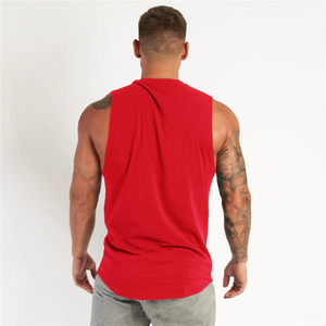 Camiseta sin mangas deportiva de poliéster con función de secado rápido en diseño ajustado ideal para uso activo - Product Image 6