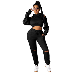 Haut court à capuche personnalisé pour femme – Sweat-shirts et pulls décontractés respirants pour femme – Crop tops à capuche - Product Image 5