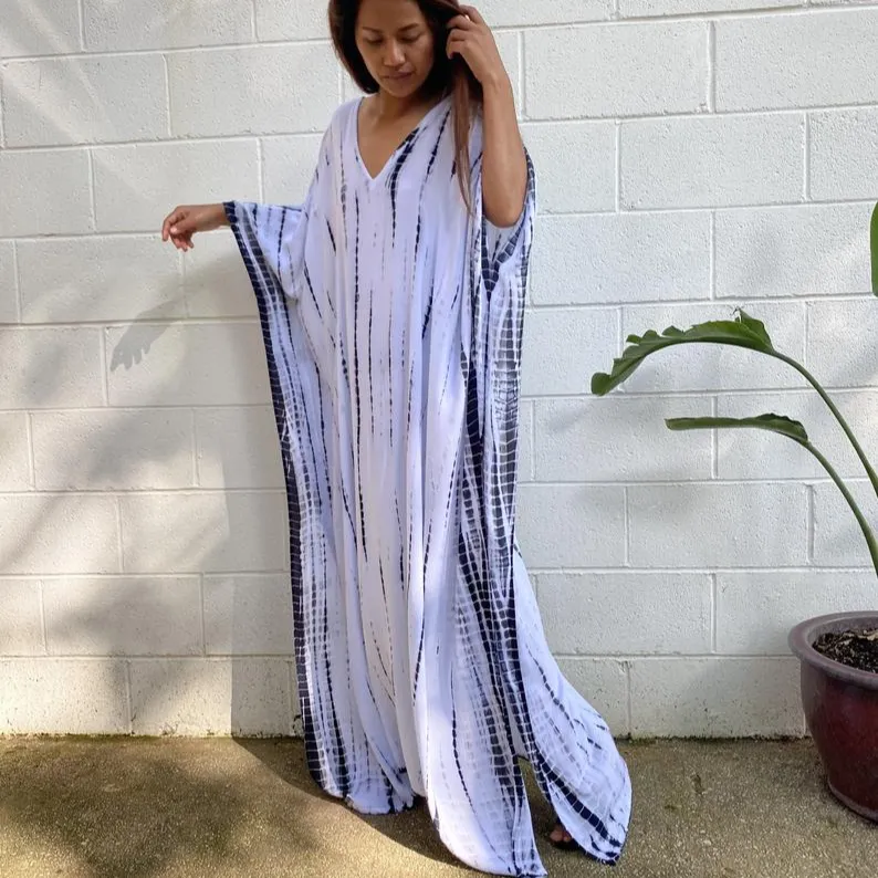Koleksi baru 2023 gaun buatan tangan kasual Kimono wanita kasual baju pantai belahan sisi panjang leher V ikat celup warna penuh untuk orang dewasa