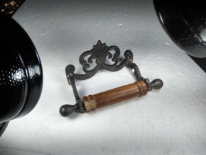 PORTE-PAPIER TOILETTE NOIR MAT EN FER NATUREL STYLE VINTAGE ANTIQUE - Product Image 3