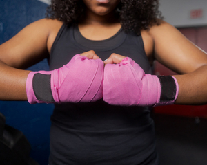 Envoltura de mano de boxeo para mujer, banda elástica para muñeca y puño, longitud personalizada y logotipos personalizados a precio barato de fábrica directo - Product Image 2