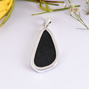 อัญมณีอูวาโรไวต์แท้จากธรรมชาติ ดีไซน์สวยงามทำมือ จี้เงินแท้ 925 จี้สวยงาม ของขวัญสำหรับ - Product Image 4