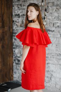 Robe Courte Rouge en Crêpe de Lin à Volants et Épaules Dénudées pour Femme – Coupe Ample, Tissu Respirant, Style Pompon, Idéale pour l'Été et les Occasions Formelles - Product Image 4
