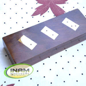 Boîte de cartes à jouer en bois de concepteur fait à la main de meilleure qualité avec de beaux cadeaux de nouveauté de travail d'incrustation en laiton - Product Image 1