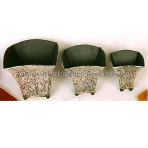 Pot de fleurs en métal vintage personnalisé avec design fini pour la décoration de maison, jardin, hôtel ou restaurant - Product Image 5