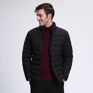 Schwarz leichte urbane Mode Männer rot New Style billig halten warm weiß männlich kurze Winter mäntel Puffer Daunen jacke