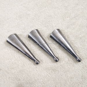 Chape de scabbard moyen en métal pour fer moyen - Product Image 2