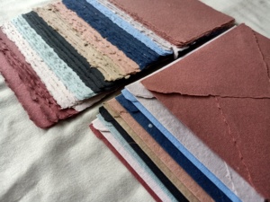 Enveloppe cadeau en papier ordinaire faite à la main, portefeuille, enveloppe commerciale - Product Image 5