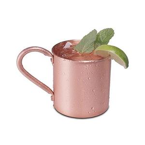 Taza de Diseño Exclusivo en Color Lima y Menta, Taza de Cobre para Servir Agua o Jugo con Asa de Latón a un Precio Accesible - Product Image 4