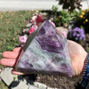 Magnifiques cristaux de guérison naturels, pyramide de farine Multi vente en gros, pyramide de meilleure qualité à vendre - Product Image 2