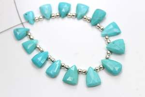 Arizona Naturel Turquoise Facettes Trillion Forme Perles Lisse Bleu Pierres Précieuses Bracelets Fabrication de Bijoux Vendu Lâche Strand - Product Image 2