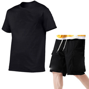 Ensemble deux pièces personnalisable pour homme : T-shirt en coton tricoté à col en V et short, coupe oversize, couleur unie, avec logo frontal - Product Image 2