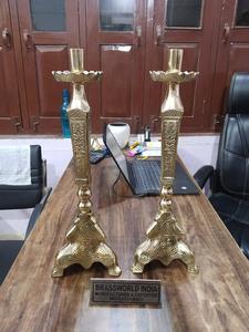 Brassworld Inde bougeoir d'autel stylisé en métal poli fournitures d'église religieuse pour cadeaux - Product Image 2