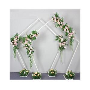 ชุดฉากหลังโลหะสีขาวสองชิ้นขนาดแตกต่างกันสำหรับงานแต่งงานของตกแต่งกลางแจ้งและในร่ม - Product Image 1