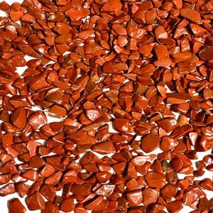 Chips de jaspe rojo de alta calidad, pulsera de ágata de cuarzo pulido, técnica de tallado, cantidad a granel, artesanías de piedra semipreciosa - Product Image 1