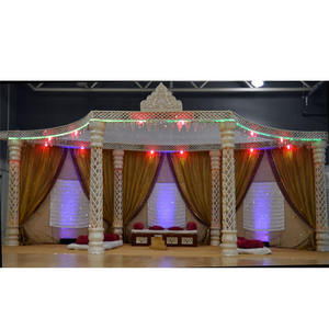Hermoso Mandap Hexagonal para Bodas Hindúes, Decoración Única para Bodas Indias, Impresionante Mandap Blanco para Bodas en Estados Unidos - Product Image 1