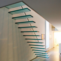 Escalier en verre LED avec garde-corps en verre trempé, marches en verre feuilleté