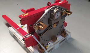 ที่หนีบส้อมหมุนได้360องศาตัวยึดรถยกรถเข็นไฮดรอลิก2ตัวรองรับ2600กก. รองรับมาตรฐาน ISO - Product Image 4