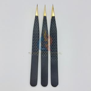 Pince à épiler d'extension de cils à pointe dorée de couleur noire avec logo personnalisé - Product Image 2