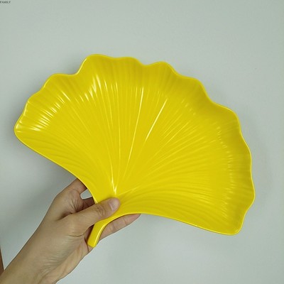 プレート　イチョウ 新発売 陶磁器のイチョウ葉型サービング皿 8インチ ディナープレート