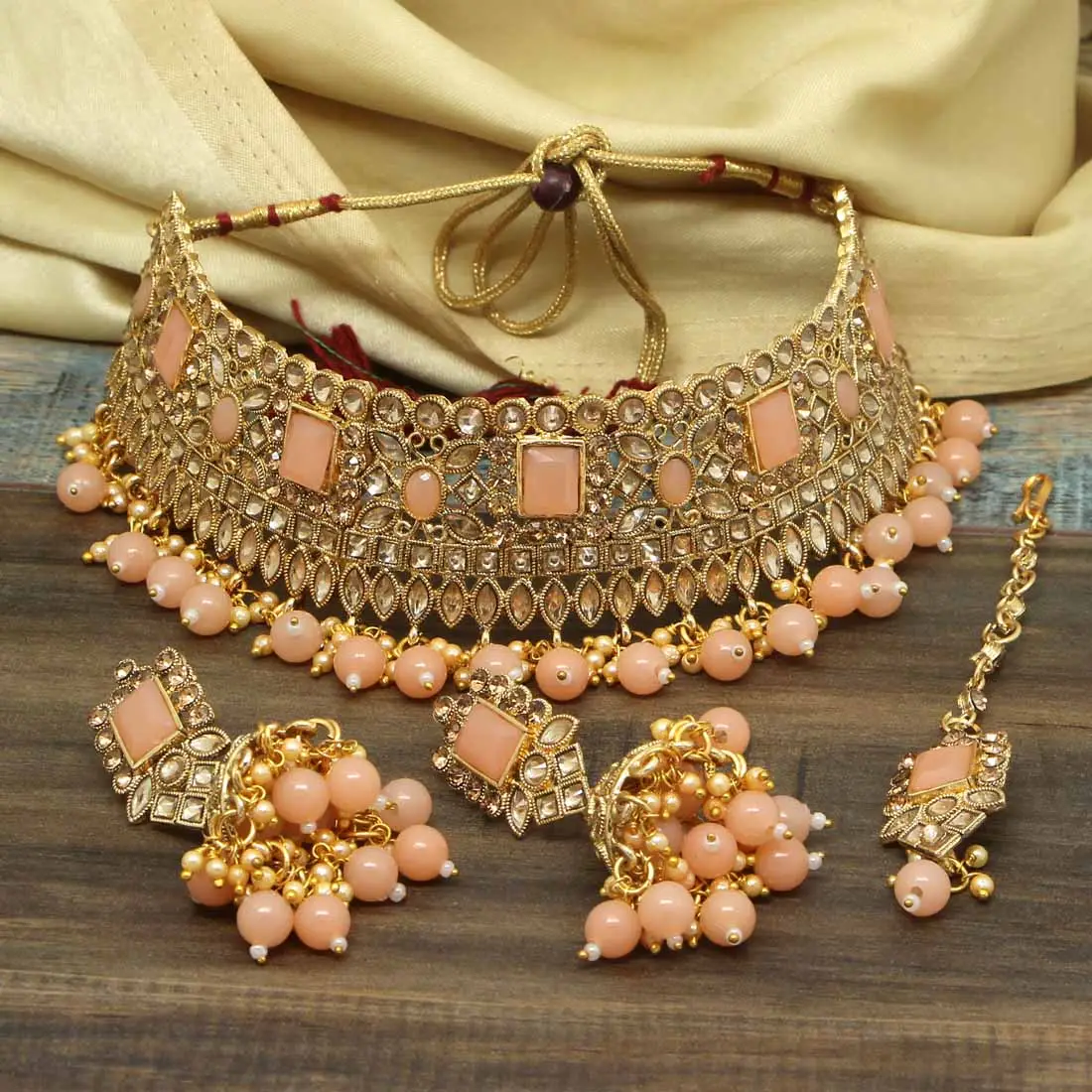 Wedding Collection Assorted Color Kundan Necklace Set