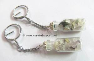 La mejor oferta en Crystal Gemstone Chips Bottle Keyring Venta en un accesorio único hecho a mano - Product Image 2