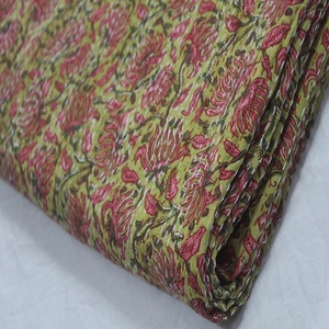 Manta de edredón Kantha para todas las estaciones hecha a mano de algodón floral indio étnico personalizado para hotel y decoración del hogar - Product Image 5