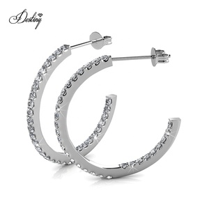 Pendientes de Aro Pequeños y Sencillos Adornados con Cristales <span class=keywords><strong>Swarovski</strong></span>, Hipoalergénicos, Plata Daisini 925, Pendientes para Mujer - Product Image 4