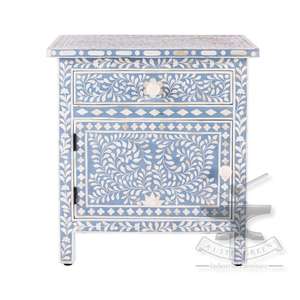 Buffet à incrustations florales bleues, design industriel polyvalent pour salon, salle à manger, maison, ferme, hôtel, école, bureau, hôpital - Product Image 5