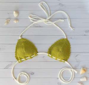Top de bikini Bliss hecho a mano con crochet - Product Image 1