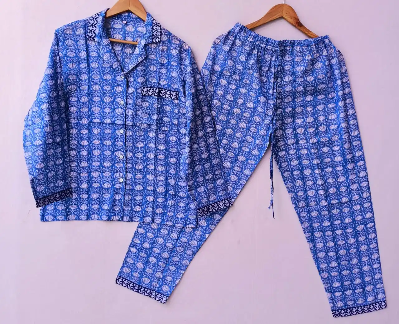 Hot Selling Trendings 2021 Unisex Woven Pajamas Home Wear 100% Cotton Hand Block Printed Floral Print Pajama Sets