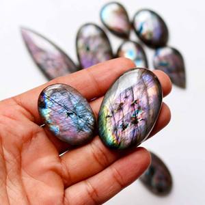 Cabochon fraise en pierre labradorite, 1 pièce, grands anneaux, perles en pierre labradorite, pendentif en obsidienne, sculpture en pierre - Product Image 1