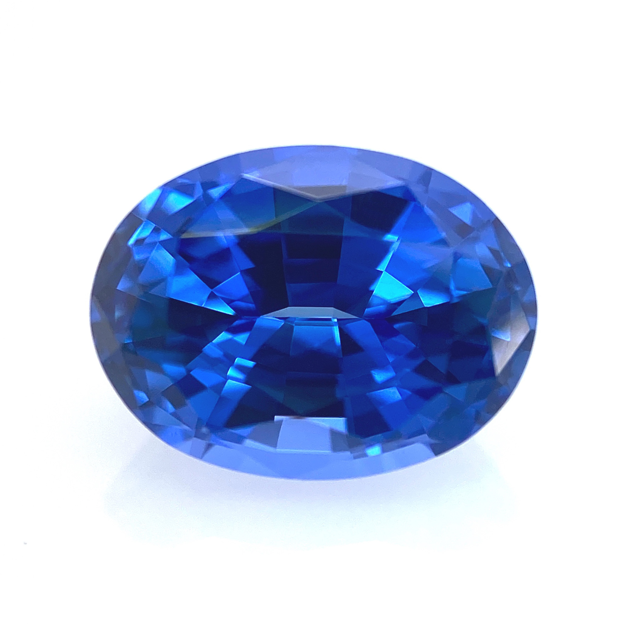 Сапфир с инклюзом. Разноцветные сапфиры. Украшения с сапфиром. Продать сапфир. Сапфир камень 1 карат.