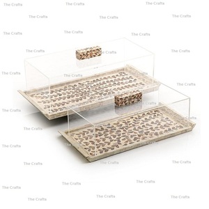 Plateau de service en bois et nacre au design fantastique avec couvercle en acrylique, lot de deux, plateau décoratif pour chocolats - Product Image 4