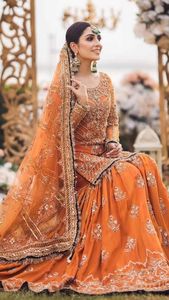 ELEGANT---BEAUTIFUL--BRIDAL--KURTA--WITH--LEHENGA-ชุด-ด้วย --- ประดับด้วยลูกปัดแก้วคริสตัลงานหินสำหรับงานแต่งงาน = 2021 -- - Product Image 2