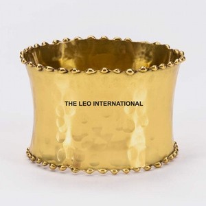 Anillo para Servilletas de la Mejor Calidad con Acabado Dorado y Forma Redonda, Ideal para Decoración del Hogar, Hoteles, Restaurantes y Fiestas - Product Image 3