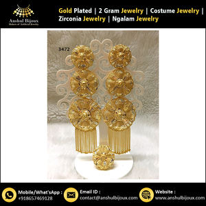 Pendientes de Diseño Africano para Bodas y Fiestas, Color Dorado - Product Image 3
